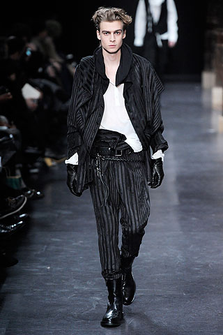 Ann Demeulemeester / - 2010-2011